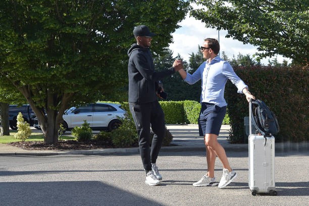 West Ham tập trung - Bóng Đá