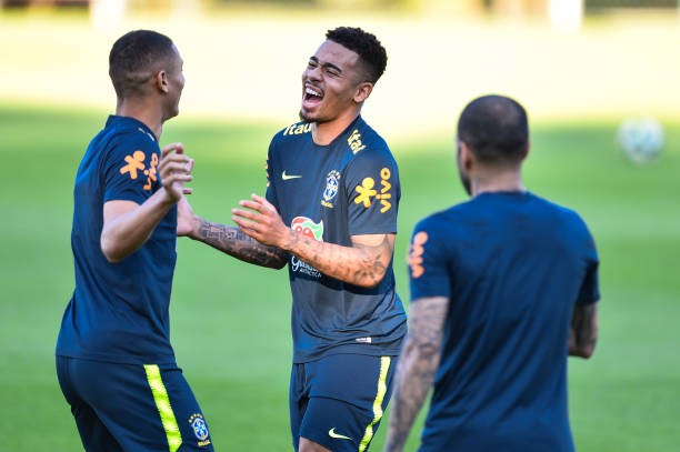 Brazil tập luyện - Bóng Đá