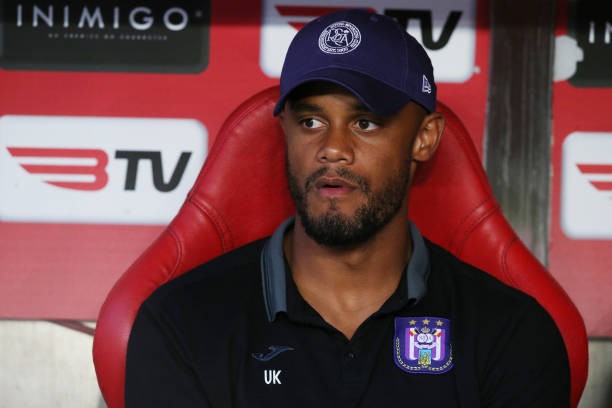 NÓNG! Lần đầu làm HLV, Kompany ngay lập tức tạo cú sốc - Bóng Đá