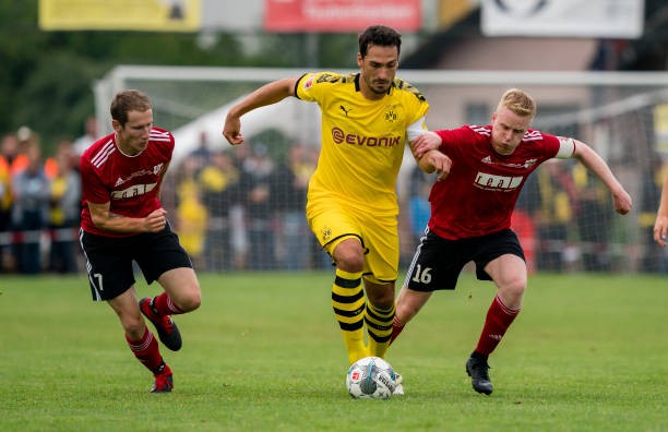 Chào mừng 'đứa con lưu lạc', Dortmund đại thắng 10-0 - Bóng Đá