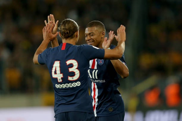 Ra mắt PSG, Ander Herrera suýt đưa đối thủ 'vào viện' - Bóng Đá