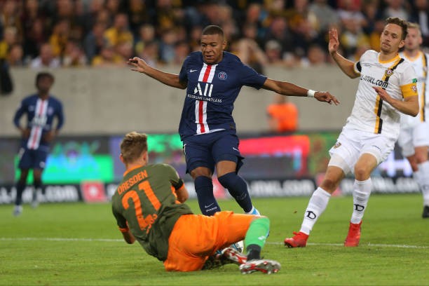 Ra mắt PSG, Ander Herrera suýt đưa đối thủ 'vào viện' - Bóng Đá