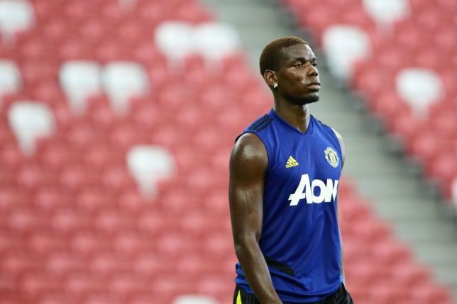 Manchester United planning contract talks with Paul Pogba despite Real Madrid interest - Bóng Đá