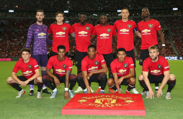 Ngồi xem đồng đội thi đấu và đây là thái độ của Lukaku - Bóng Đá