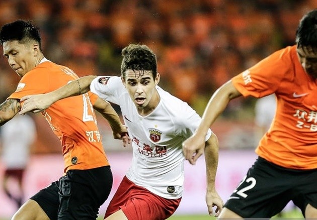 Wuhan football team finally returns to centre of coronavirus outbreak after three months as they’re greeted by fans - Bóng Đá