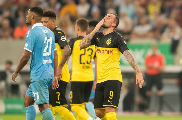 'Siêu thủ quân' nổ súng, Dortmund thắng nhẹ trận mở màn - Bóng Đá