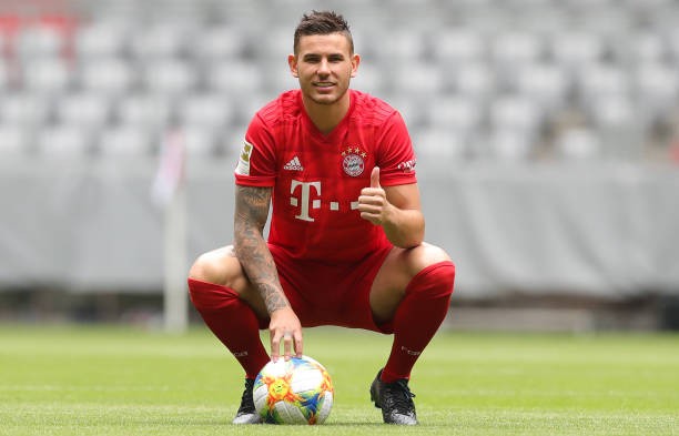 Sau tất cả, Bayern cuối cùng cũng chính thức ra mắt Nhà vô địch World Cup - Bóng Đá