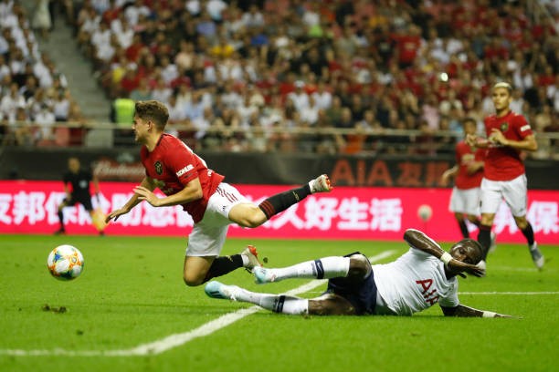 'Thương' Tottenham, CLB Premier League đầu tiên bất lực trước 'máy chạy' Man United (James) - Bóng Đá