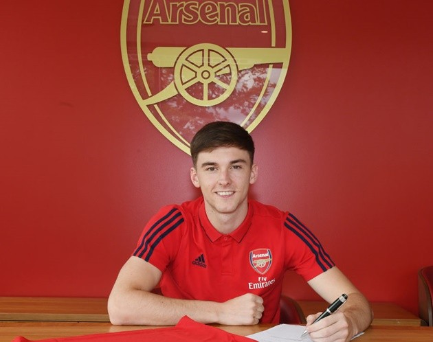 Tierney tập buổi đầu, phá kỷ lục nhảy của Aubameyang - Bóng Đá