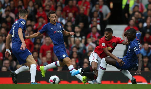 Bị Rashford 'cướp' pen và đây là hành động của Pogba - Bóng Đá