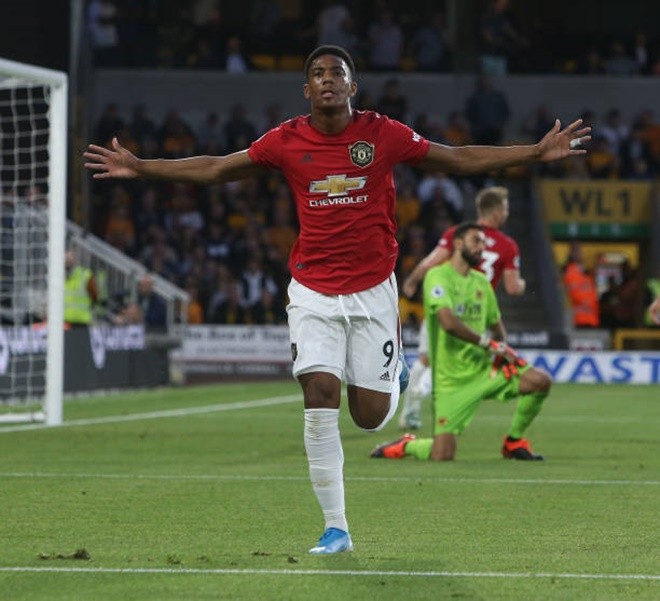 Pogba đáng thương hay đáng trách? - Bóng Đá