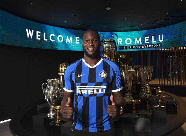 The real reason Man Utd sold Romelu Lukaku after he ‘shocked’ backroom staff - Bóng Đá