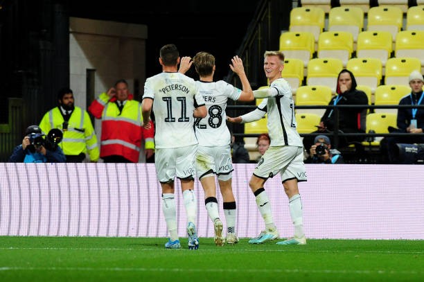 Welbeck ghi bàn, Watford đi tiếp - Bóng Đá