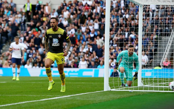 Đang gặp khó, 'bad boy' còn gây họa cho Tottenham - Bóng Đá