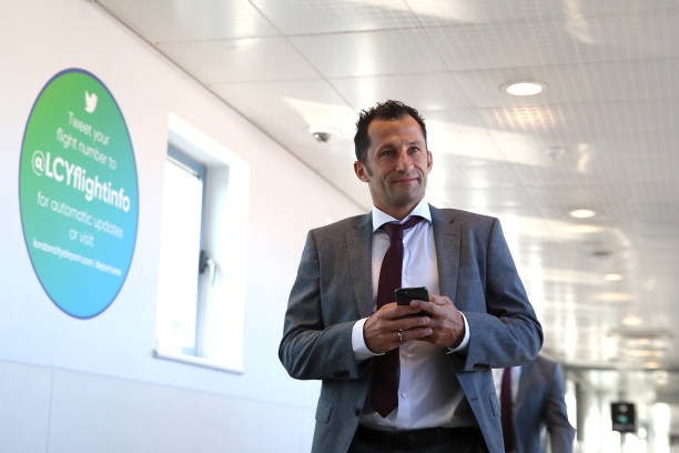 Hủy diệt Tottenham, đây là thái độ của Lewandowski khi trở về - Bóng Đá