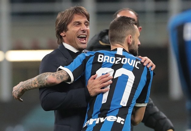 Antonio Conte: Khi cơn điên đến không đúng lúc - Bóng Đá