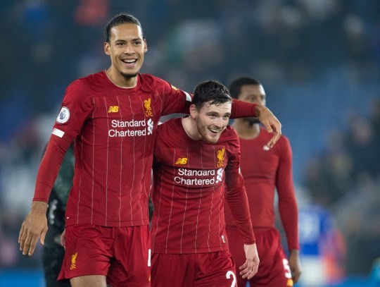 Manchester United chief Ed Woodward did not want to deny Liverpool the Premier League title with a voided season - Bóng Đá
