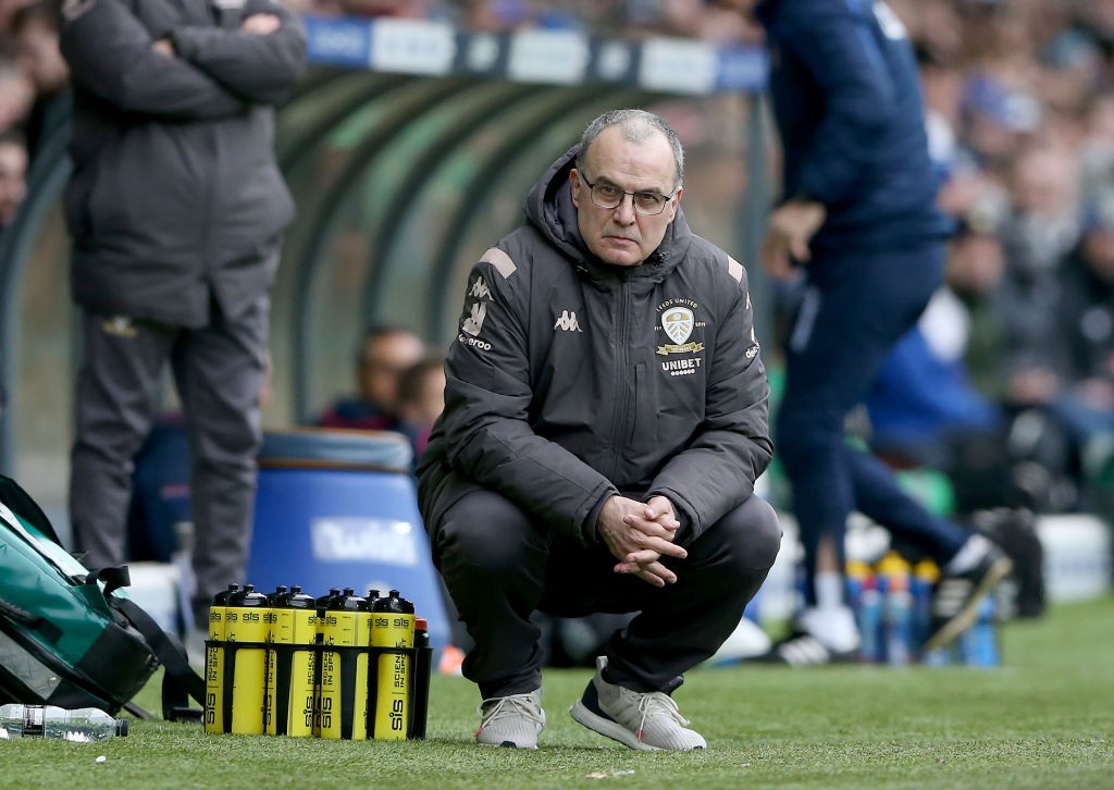 Thắng hủy diệt , Leeds của 'phù thủy' Bielsa rất gần thiên đường Premier League - Bóng Đá