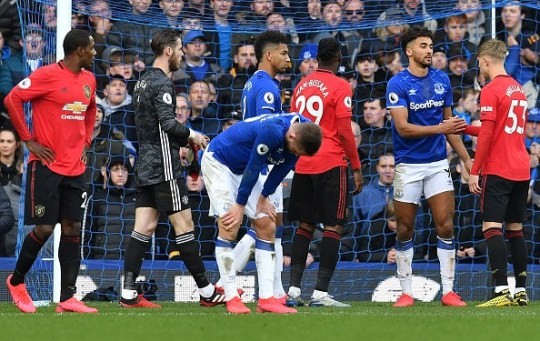 Ole Gunnar Solskjaer reveals what David de Gea told him about Everton’s disallowed goal - Bóng Đá
