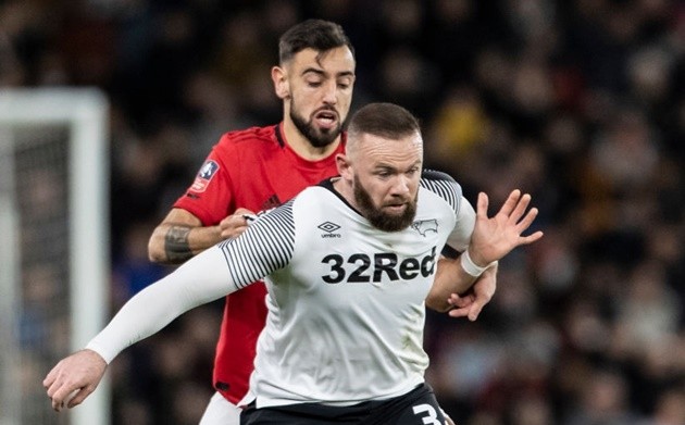 Bruno Fernandes has won the Premier League 'Player Of The Month' award in his first month - Bóng Đá