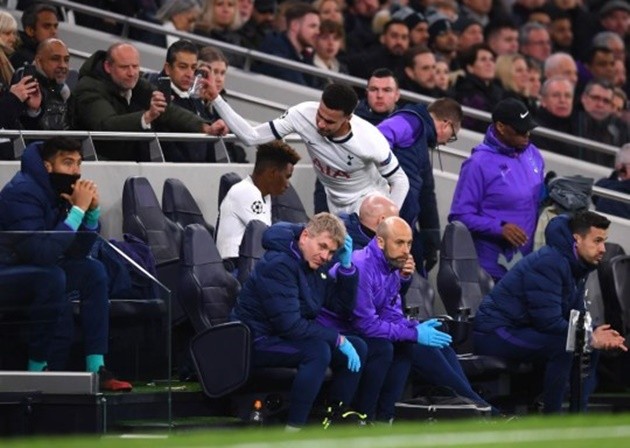 Arsene Wenger reacts to Jose Mourinho’s decision to drop Dele Alli for Tottenham’s clash with Chelsea   - Bóng Đá