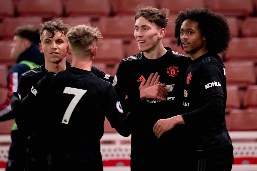 Three young midfielders who can be Manchester United's own Billy Gilmour - Bóng Đá