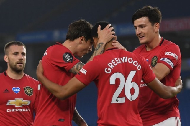 Gary Neville compares Manchester United star Mason Greenwood to Robin van Persie after Brighton goal - Bóng Đá