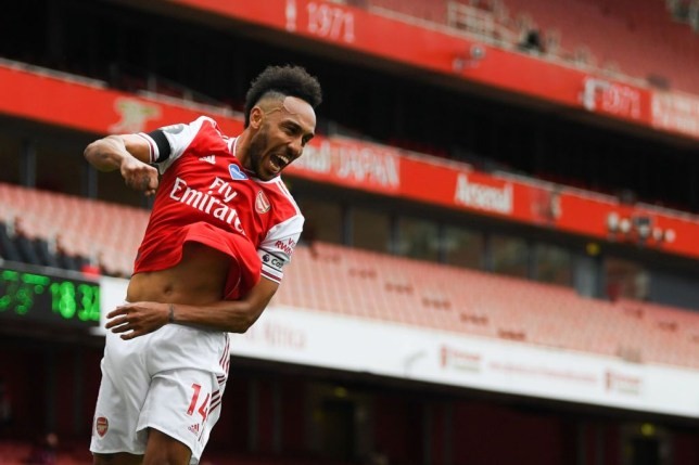 Pierre-Emerick Aubameyang breaks Arsenal record held by Thierry Henry - Bóng Đá