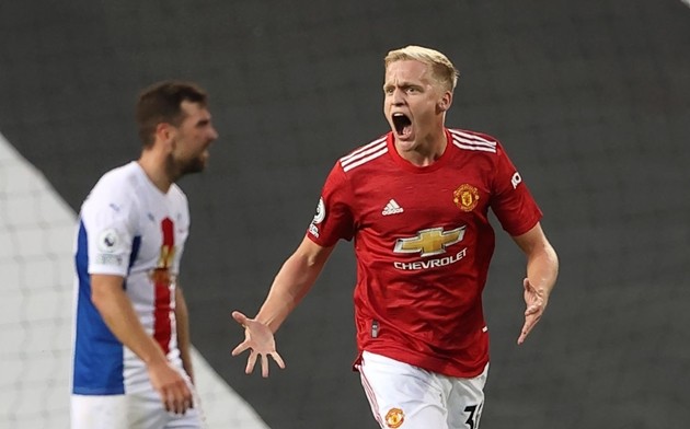 Three reasons Manchester United must start Donny van de Beek against Palace - Bóng Đá