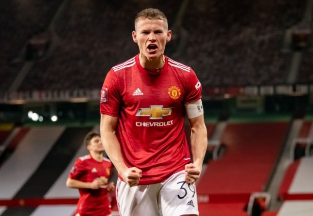 Rio Ferdinand on Scott McTominay  - Bóng Đá