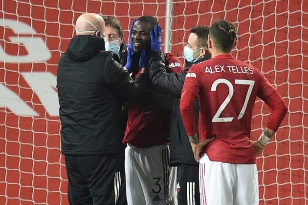 MAN UNITED MEDICAL STAFF PRAISED AS ERIC BAILLY HAULED OFF VS WATFORD - Bóng Đá