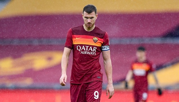 Dzeko bị tước băng thủ quân - Bóng Đá