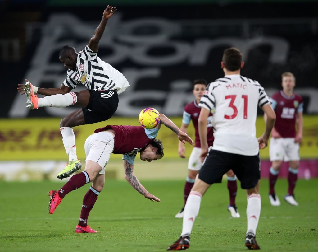 5 điểm nhấn Burnley 0-1 M.U: Đỉnh cao Pogba, derby kinh điển nước Anh! - Bóng Đá