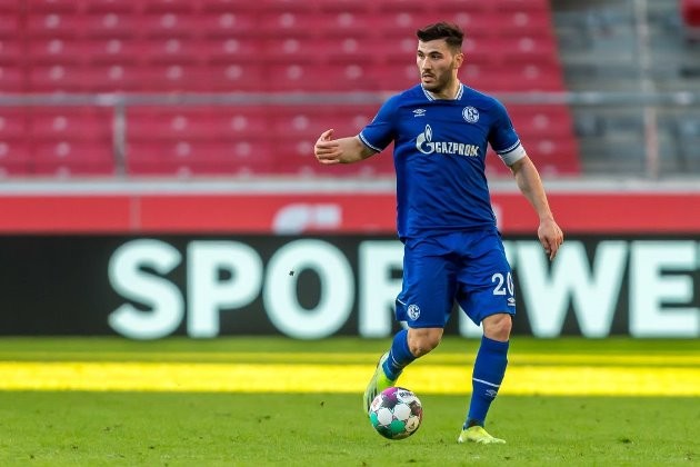 Christian Gross tiếc khi chiêu mộ 2 ngôi sao Arsenal - Bóng Đá