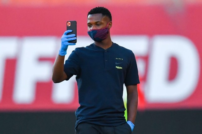 Barcelona star Ansu Fati makes decision over Manchester United transfer    - Bóng Đá