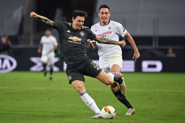 Paul Scholes slams ‘shocking’ Man Utd errors and calls for player to be replaced after Sevilla loss - Bóng Đá