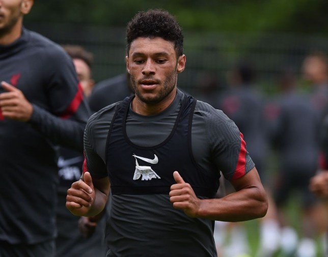 Liverpool manager Jurgen Klopp confirms Alex Oxlade-Chamberlain injury blow and provides Jordan Henderson update   - Bóng Đá