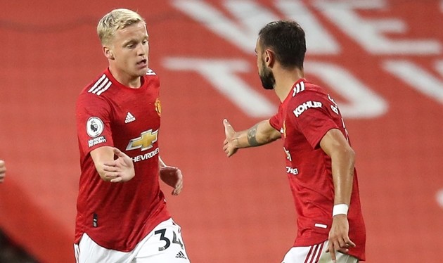 I Question Manchester United’s Decision To Sign Donny van de Beek – Peter Bosz - Bóng Đá
