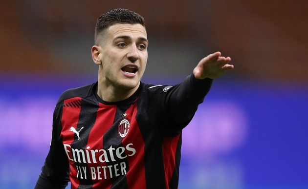 Dalot cạnh tranh với Wan-Bissaka - Bóng Đá