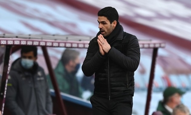 Arsenal manager Arteta reveals his family have received online threats - Bóng Đá