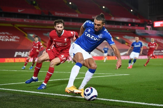 Jurgen Klopp credits Liverpool defender Nat Phillips despite Everton loss - Bóng Đá