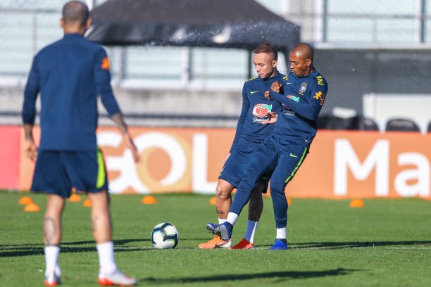 Sao Man City hào hứng, 'bắt giữ' Coutinho - Bóng Đá