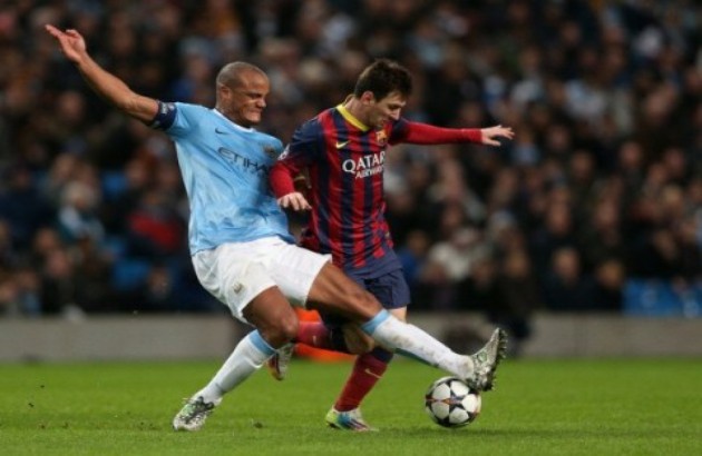 Kompany told Messi to join Man City  - Bóng Đá