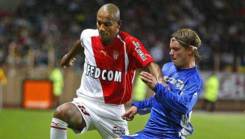 Maicon Douglas, ngôi sao tại Inter Milan và người thừa của Man City - Bóng Đá