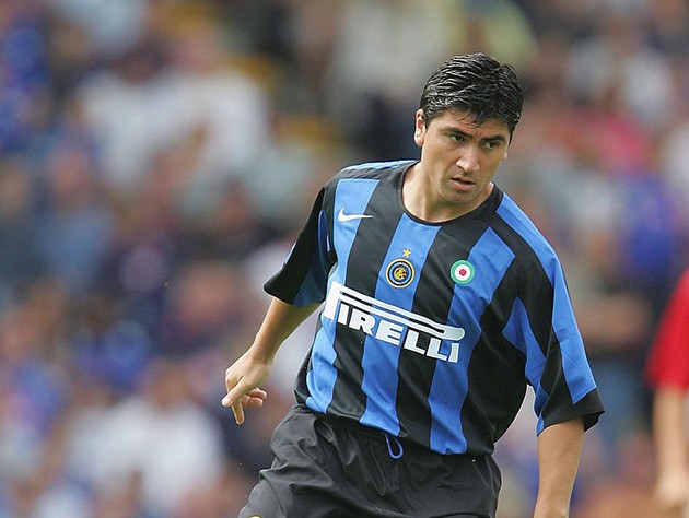 Sao MU và những người Chile hiếm hoi ở sân Giuseppe Meazza (Ảnh) - Bóng Đá