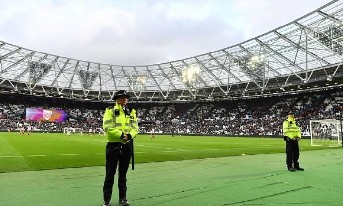 Đá bóng làng nhàng, bạn vẫn có thể kiếm tiền từ bóng đá qua 10 công việc này - Bóng Đá