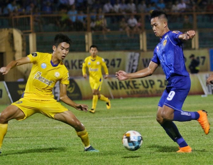 “Phù thủy” Park Hang-seo sẽ chọn ai đá tiền đạo cắm cho đội tuyển Việt Nam? - Bóng Đá