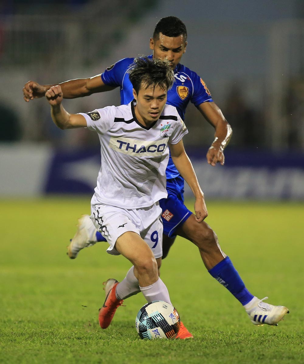 Tổng hợp vòng 14 V-League: Thất vọng HAGL; Hà Nội chiếm ngôi đầu - Bóng Đá