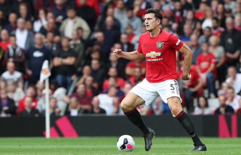 Chỉ 2 pha bóng, Harry Maguire đã nâng tầm hàng thủ M.U với IQ 