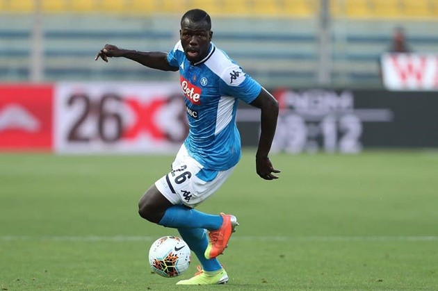 According to Italian journalist Alfredo Pedulla, Manchester City have agreed a deal with Napoli regarding star defender Kalidou Koulibaly. - Bóng Đá